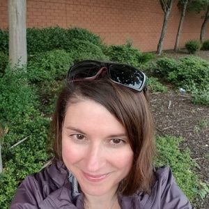 Meet your Posher, Lisa